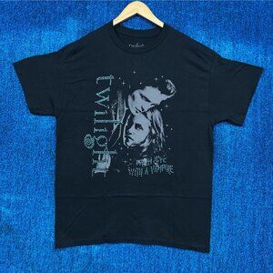 Twilight Edward & Bella Bedazzled Spell Out Movie Art Tee L